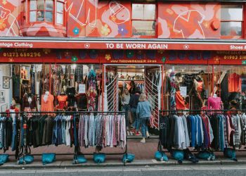 Bisnis thrift shop