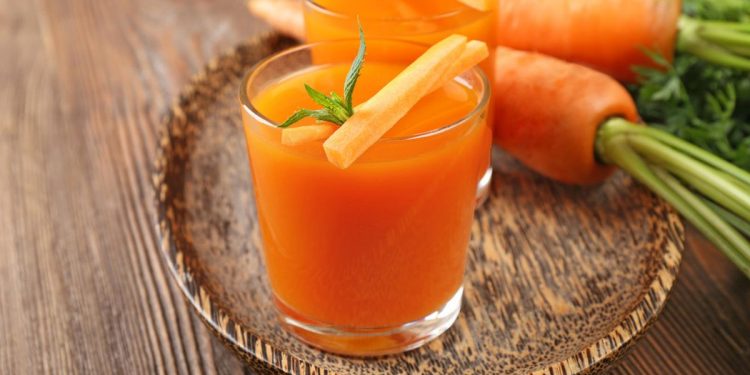 Cara membuat jus wortel untuk mata